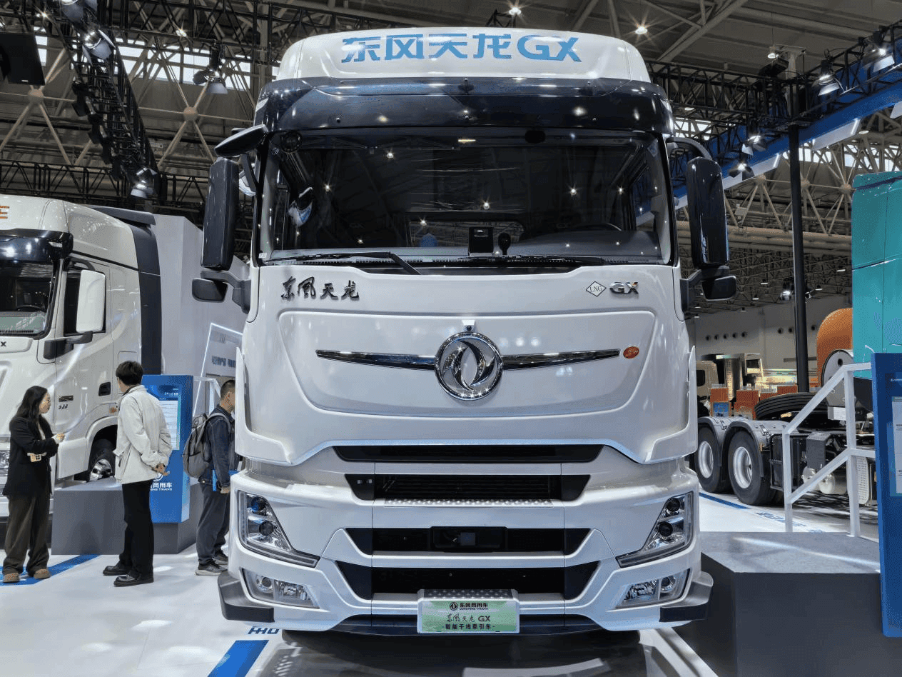 東風(fēng)天龍GX智能干線牽引車:智能物流的新標(biāo)桿